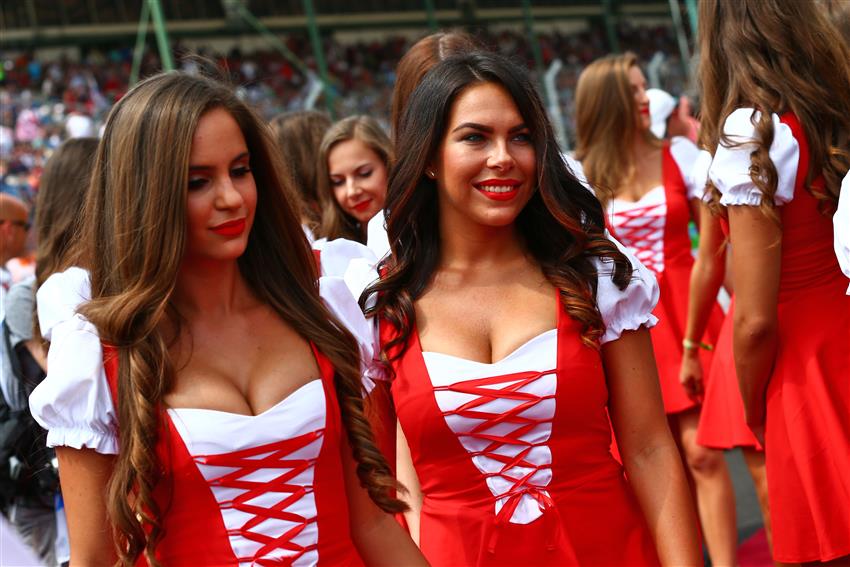 Grid girls.Hungarian Grand Prix, Sunday 24th July 2016. 